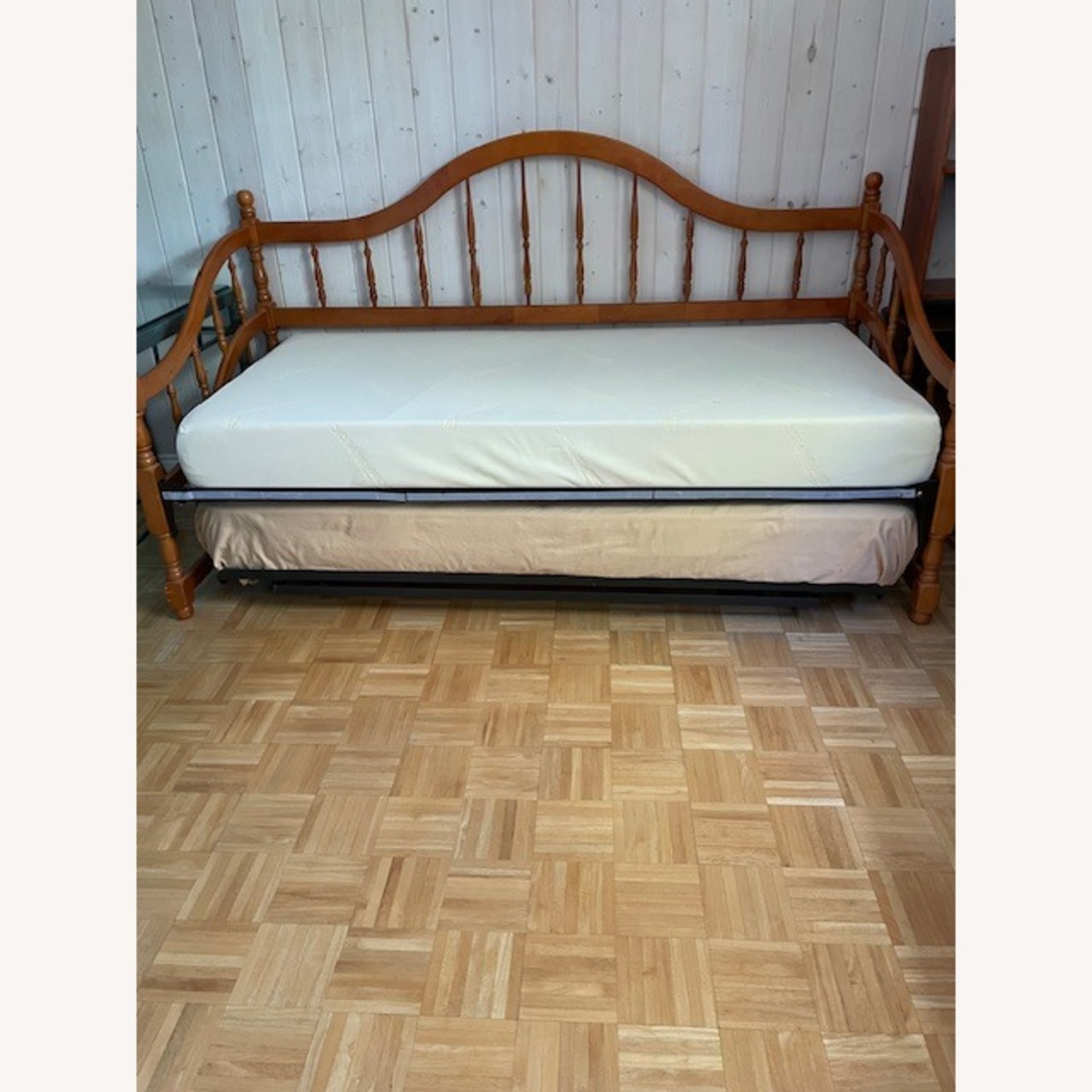 Twin Daybed With Trundle  - image-2