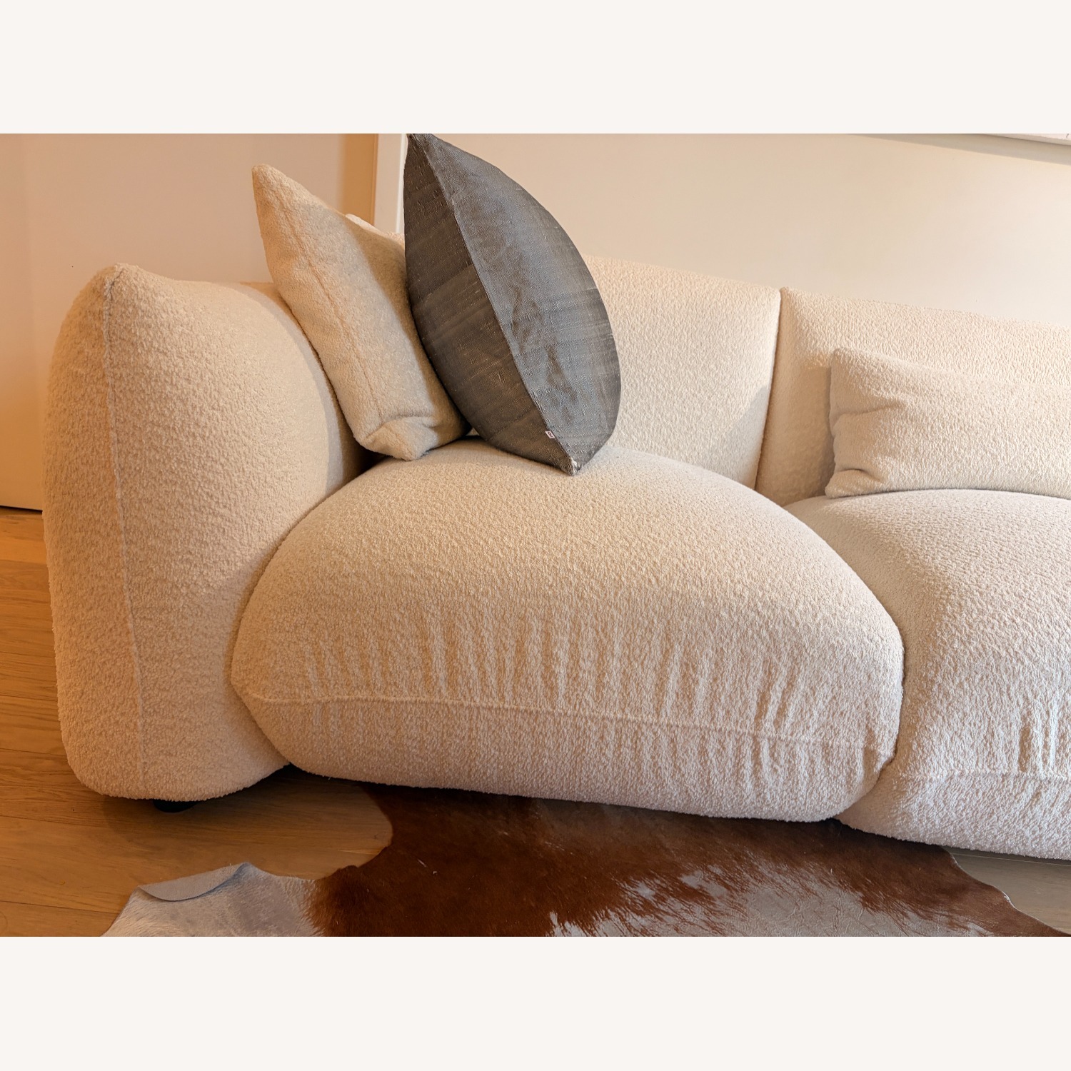 Bamooli White Fabric 3+ Piece Sectional - image-3