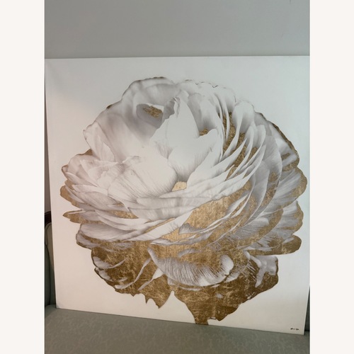 Used Wayfair Oliver Gal White Peony and Gold for sale on AptDeco