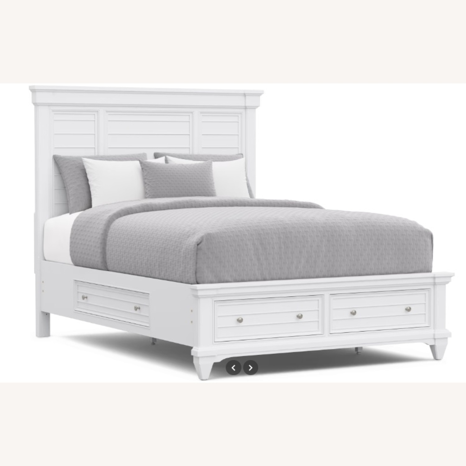 Hilton Head Traditional White Queen Bed - image-4