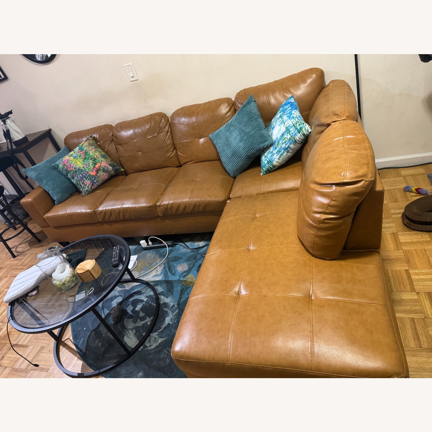  L-Shaped Sectional Couch - image-5