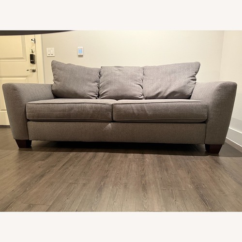 Used Rooms To Go Queen Gel Foam Sleeper Sofa for sale on AptDeco