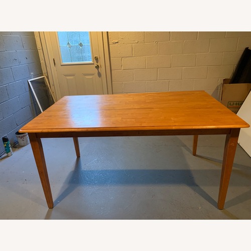 Used Dining Table for sale on AptDeco