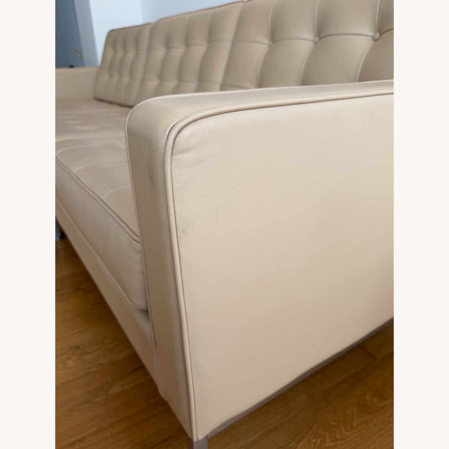 Florence Knoll Sofa ( Beige / Satin ) - image-2