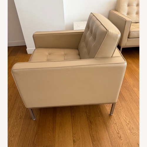 Used Florence Knoll Sofa ( Beige / Satin ) for sale on AptDeco