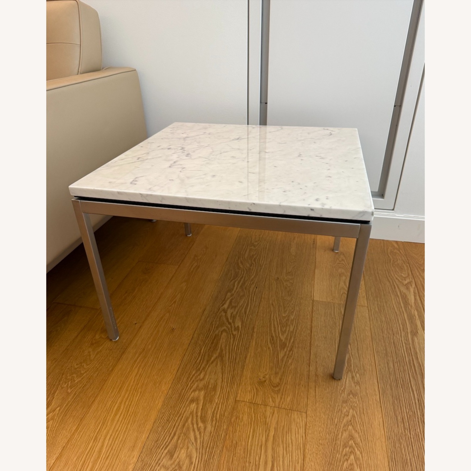 Florence Knoll Side Table ( Carrara / Satin ) - image-2