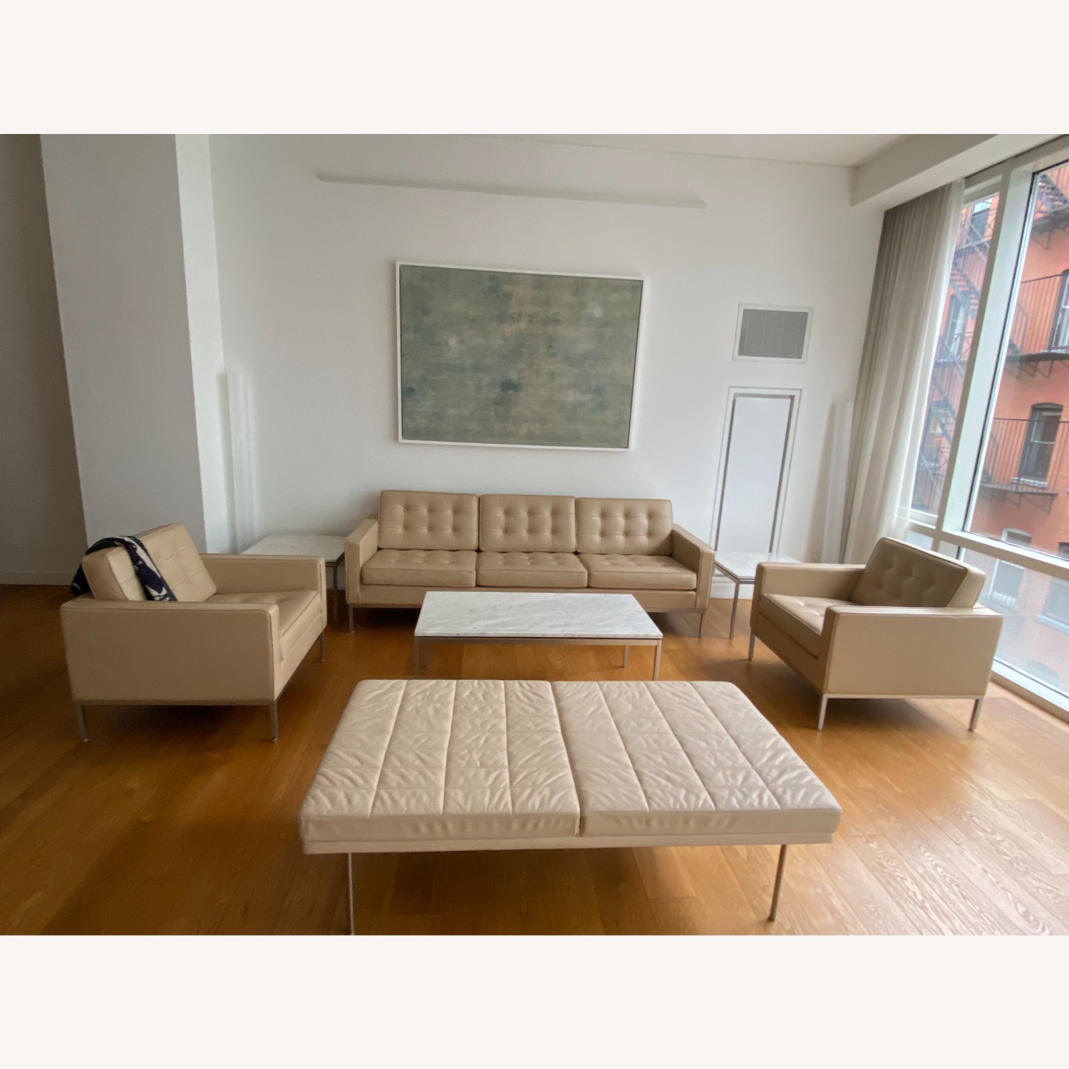 Florence Knoll Coffee Table ( Carrara / Satin ) - image-5
