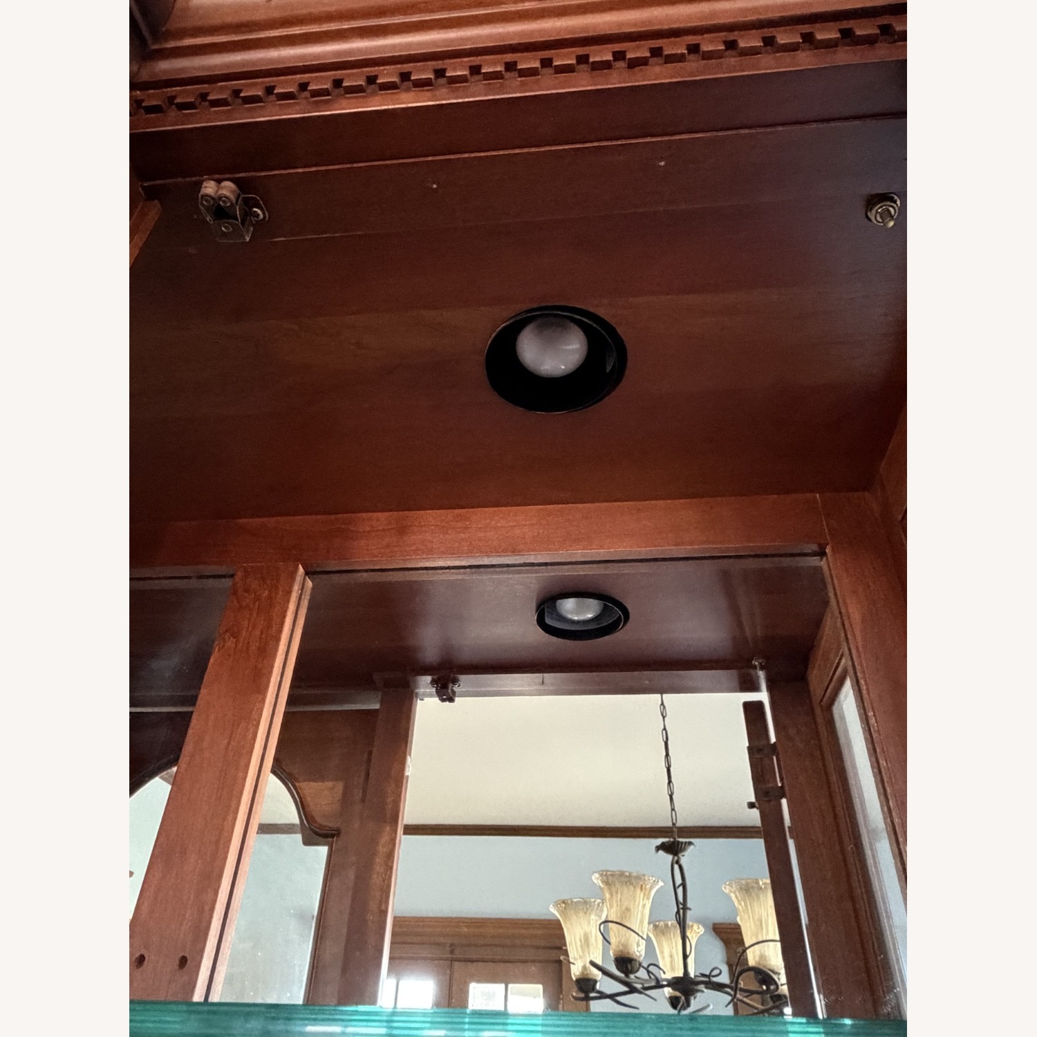 Lexington Furniture China Cabinet - image-6