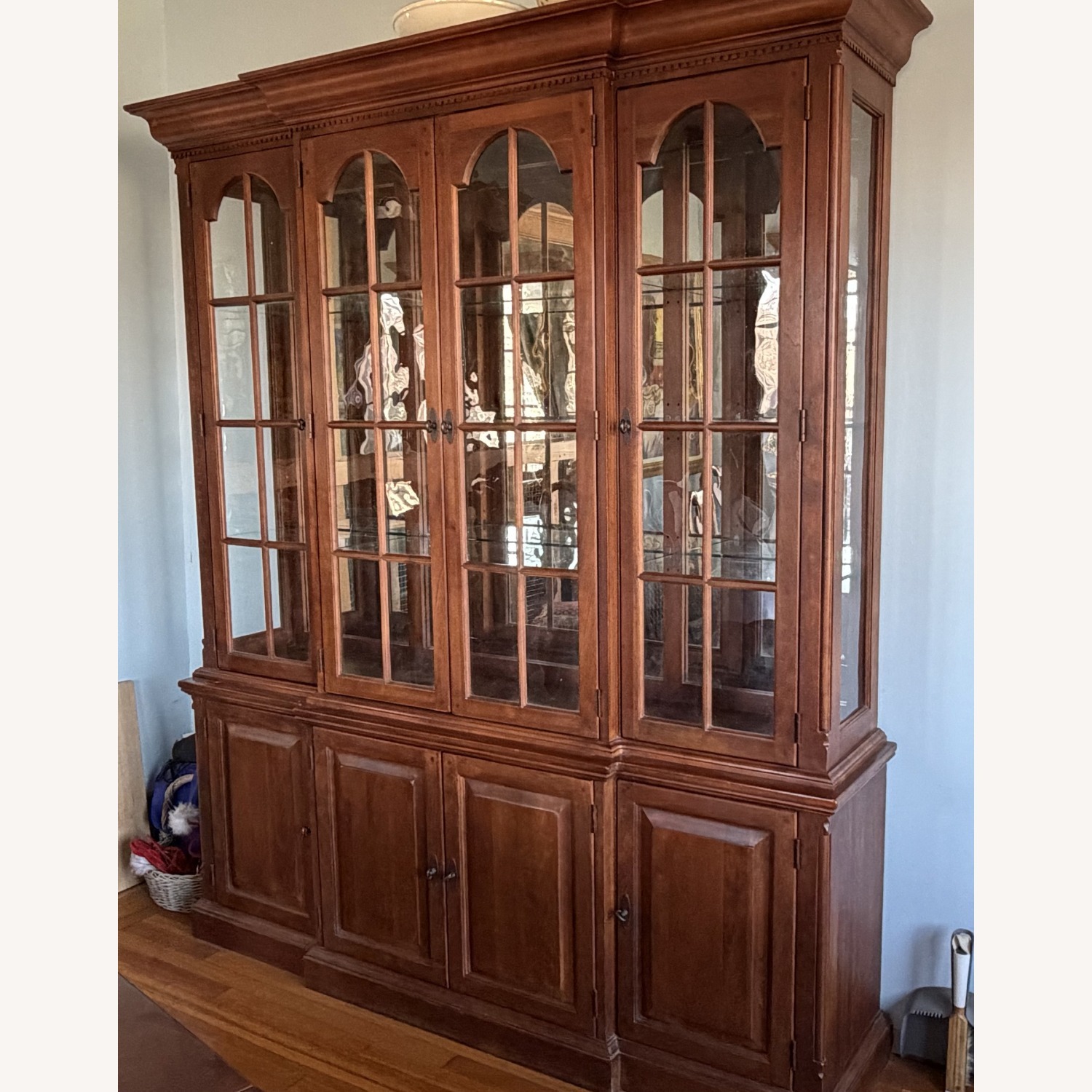 Lexington Furniture China Cabinet - image-2