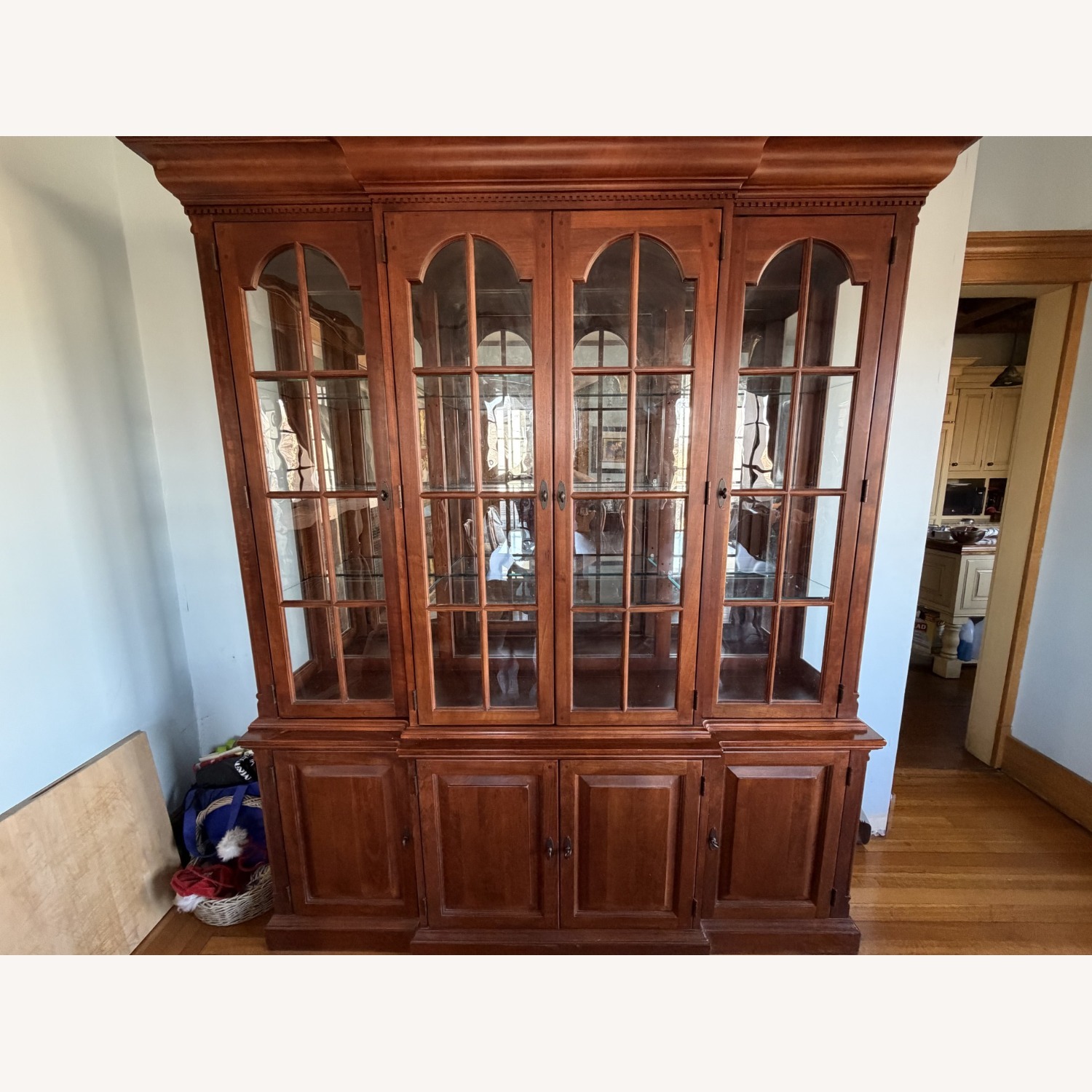 Lexington Furniture China Cabinet - image-1
