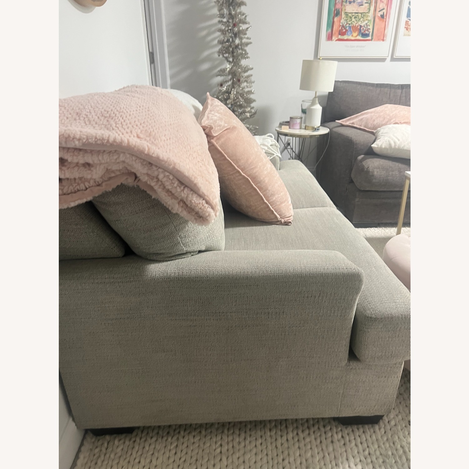 Raymour & Flanigan Vayda Light Gray Loveseat - image-2