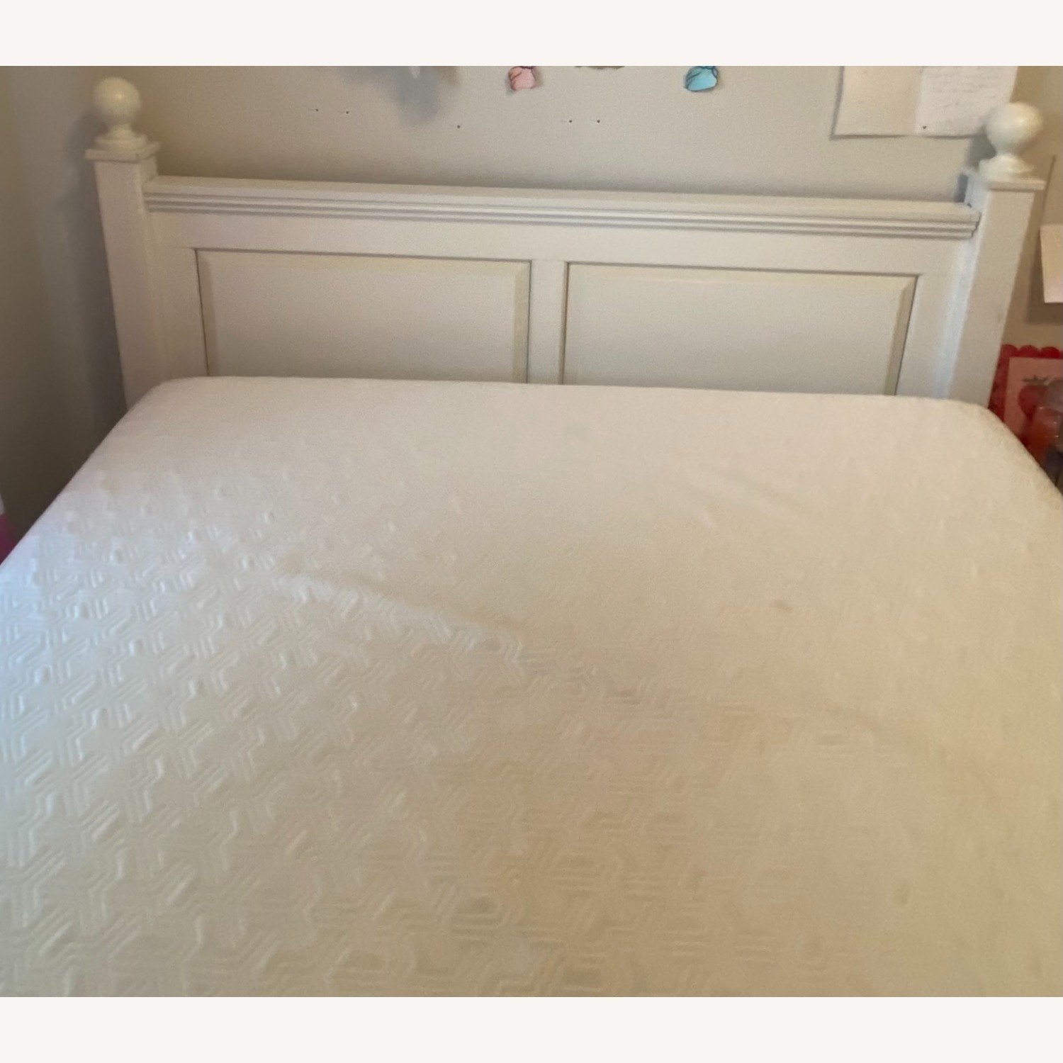 Solid Wood Panel Queen Bed - image-2