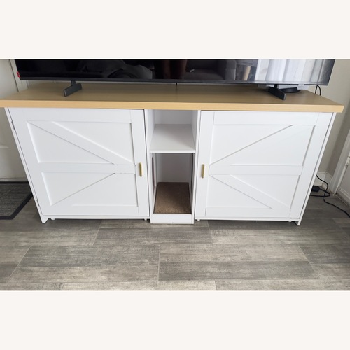 Used PAKASEPT TV Stand for sale on AptDeco