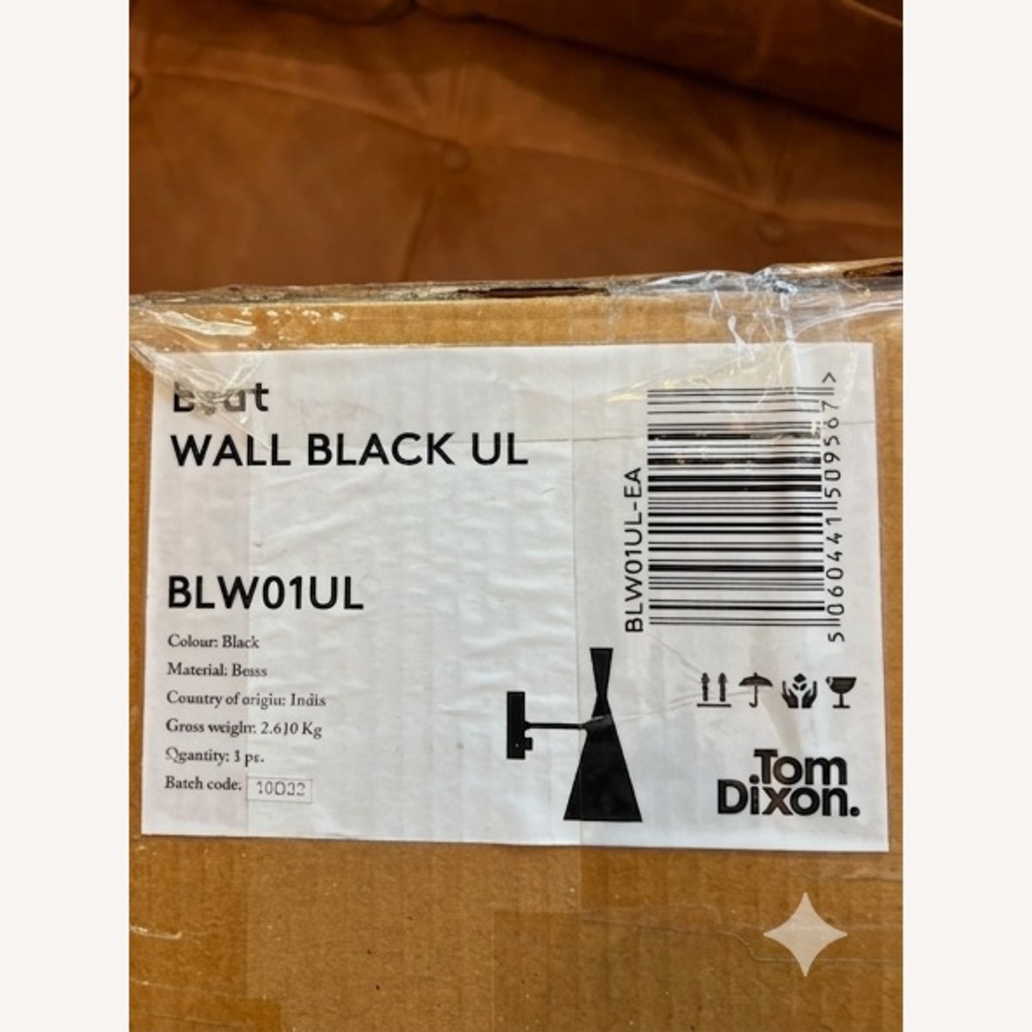 Tom Dixon Beat Matte Black Brass Wall Lamp - image-5