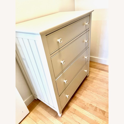 Used Raymour & Flanigan Crest 4-Draw Bedroom Chest for sale on AptDeco