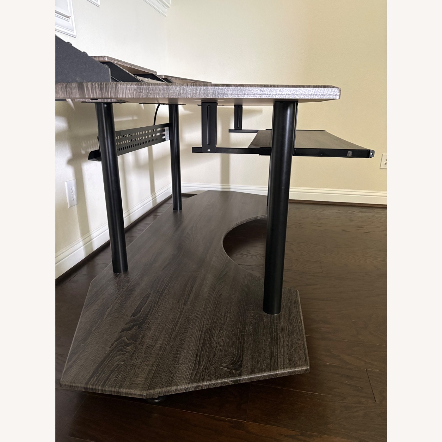 Black Oak 4-Shelf Music Recording Studio Desk - image-3