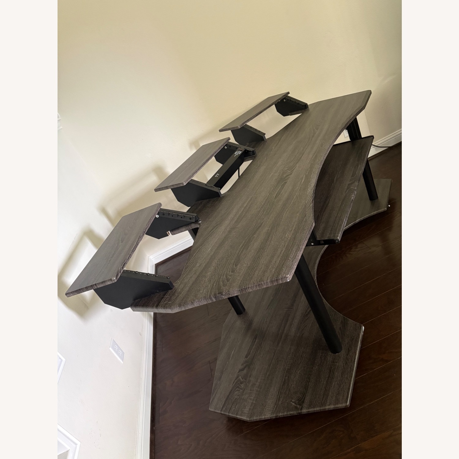 Black Oak 4-Shelf Music Recording Studio Desk - image-2