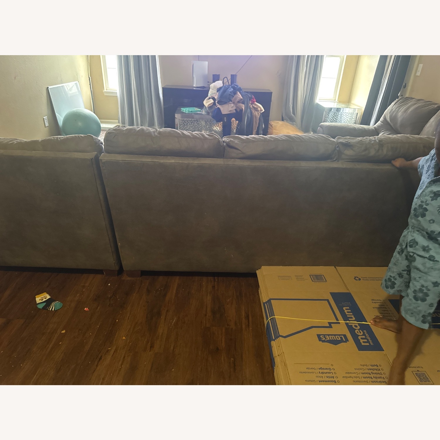 Jackson Furniure Sectional Sofa - image-4