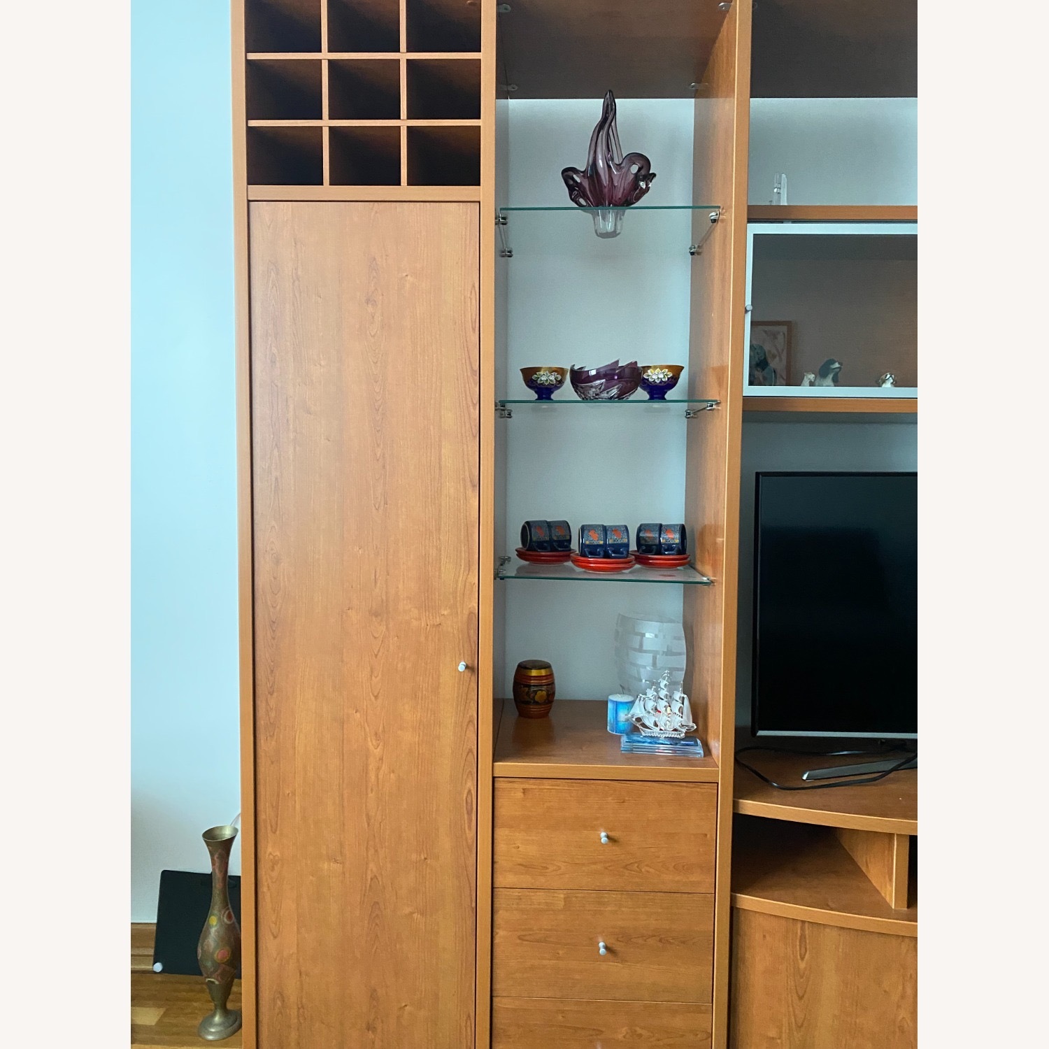 Italian-Made Wall Unit - image-2