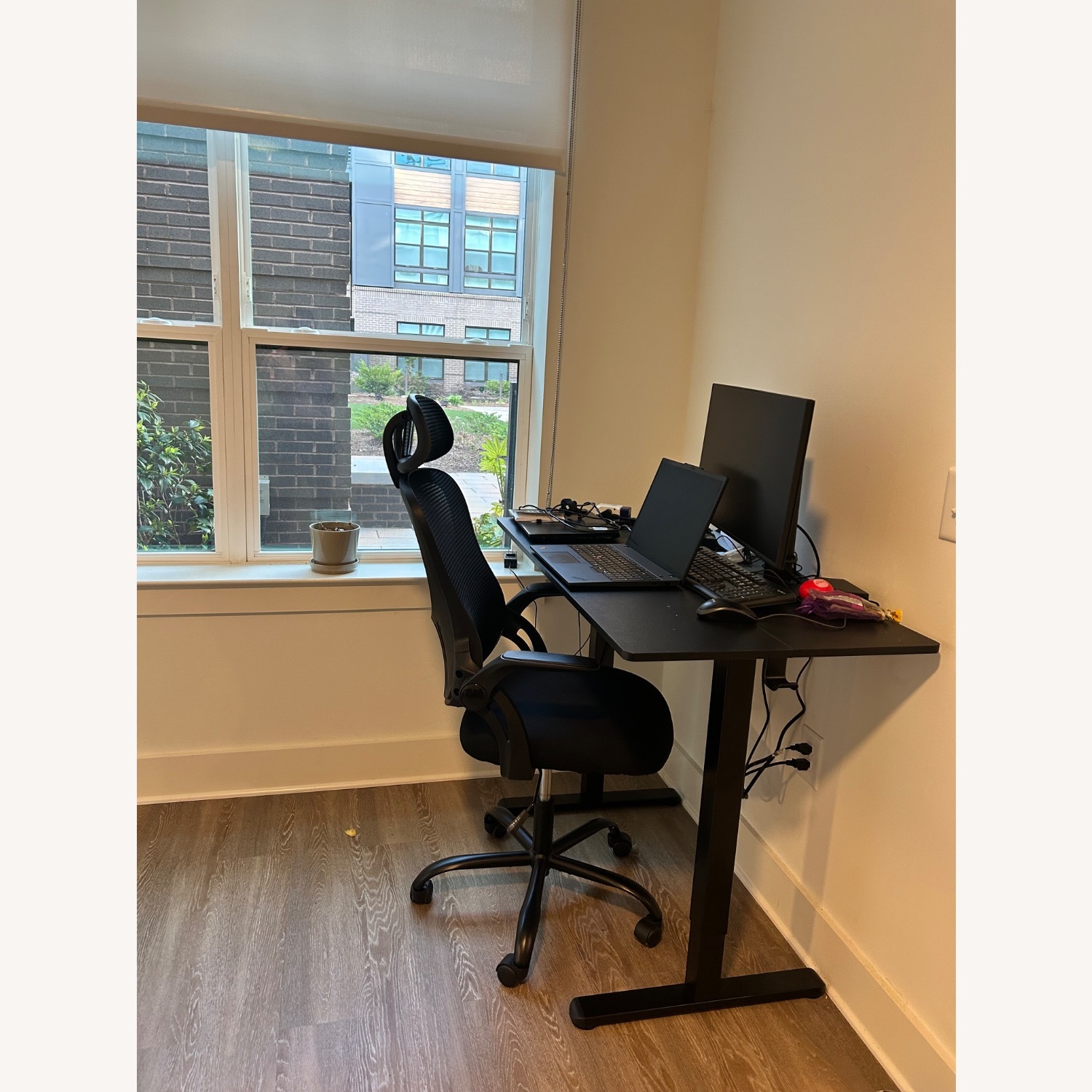 Black Office Chair - image-3