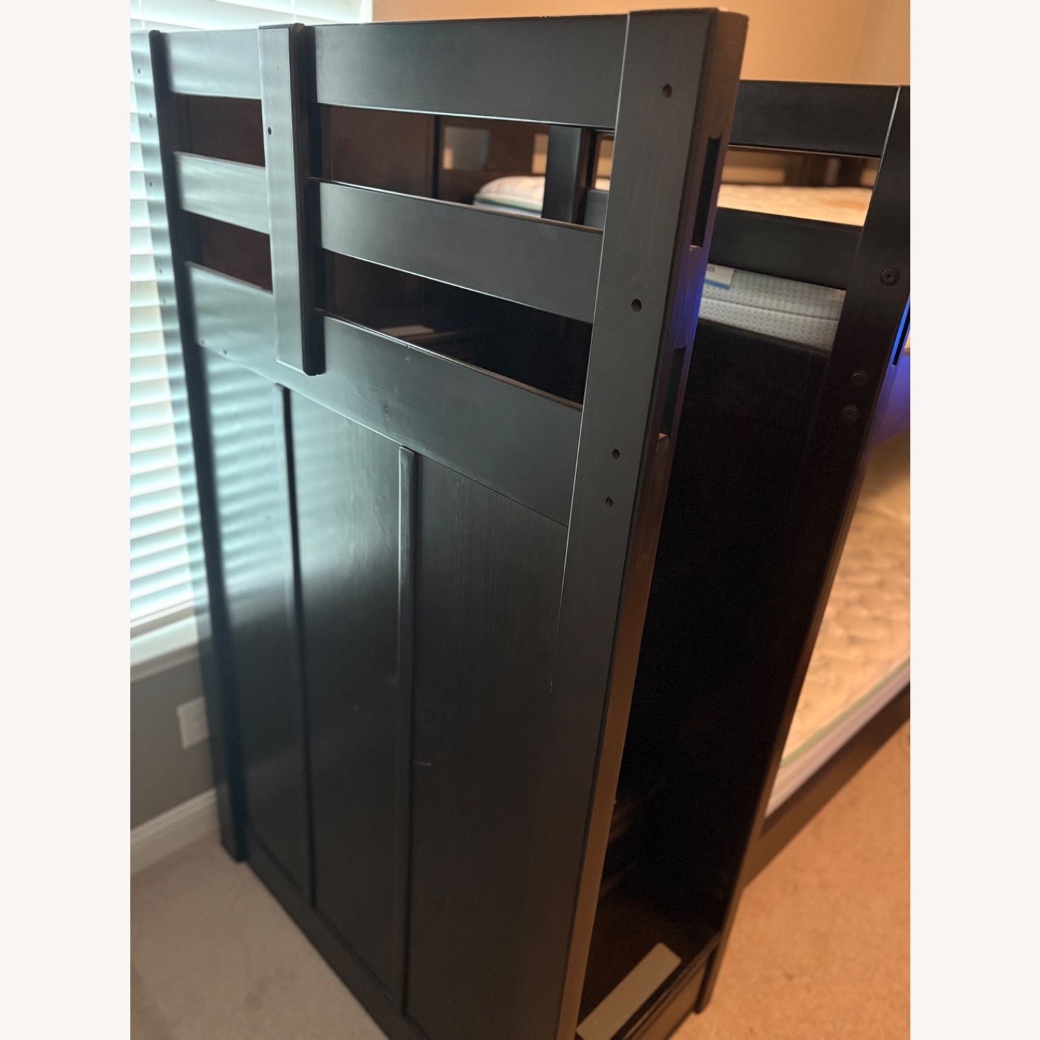 Creekside 2.0 Charcoal Twin Bunk Bed & Dresser Set - image-7