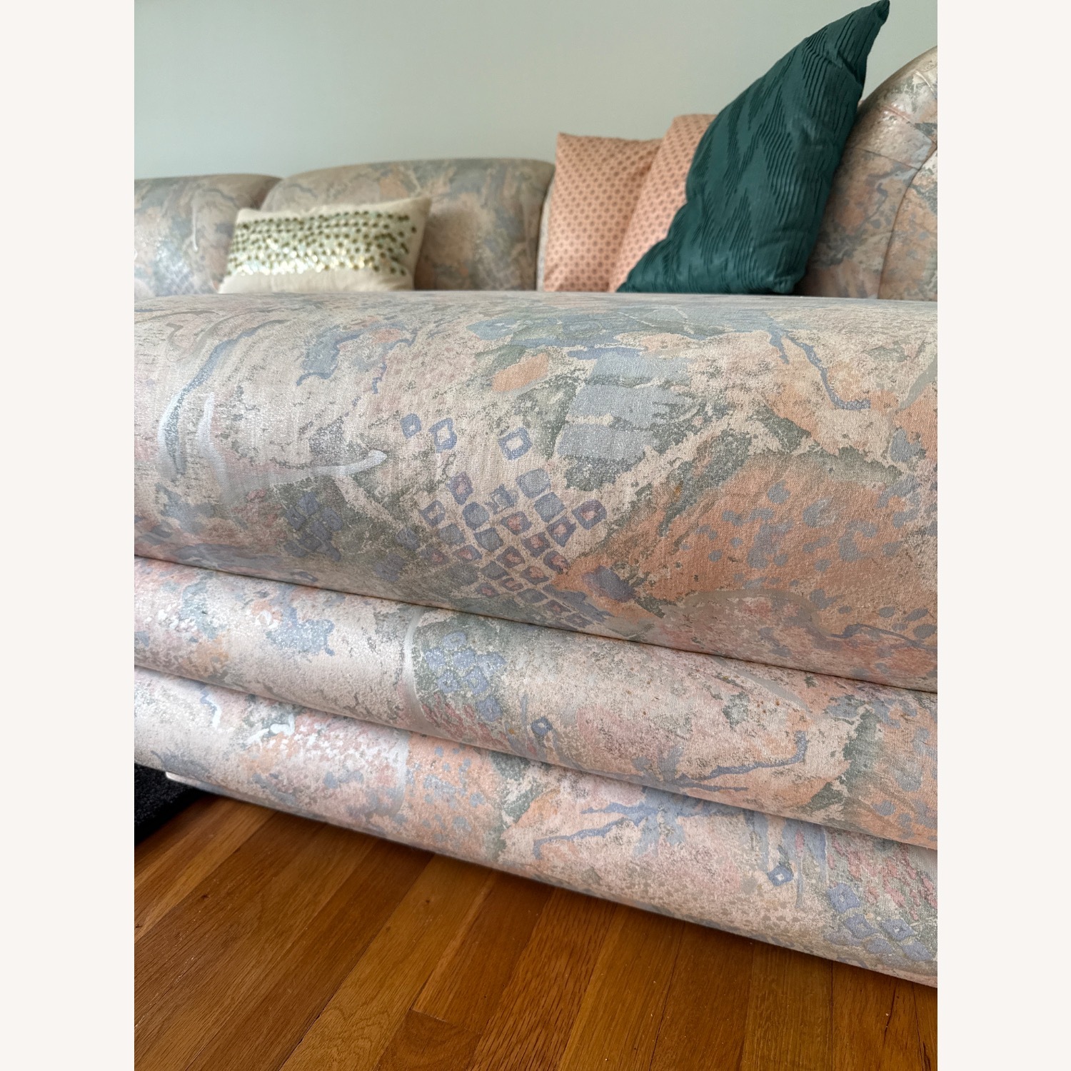 Vintage/Antique Fabric 3+ Piece Sectional - image-4