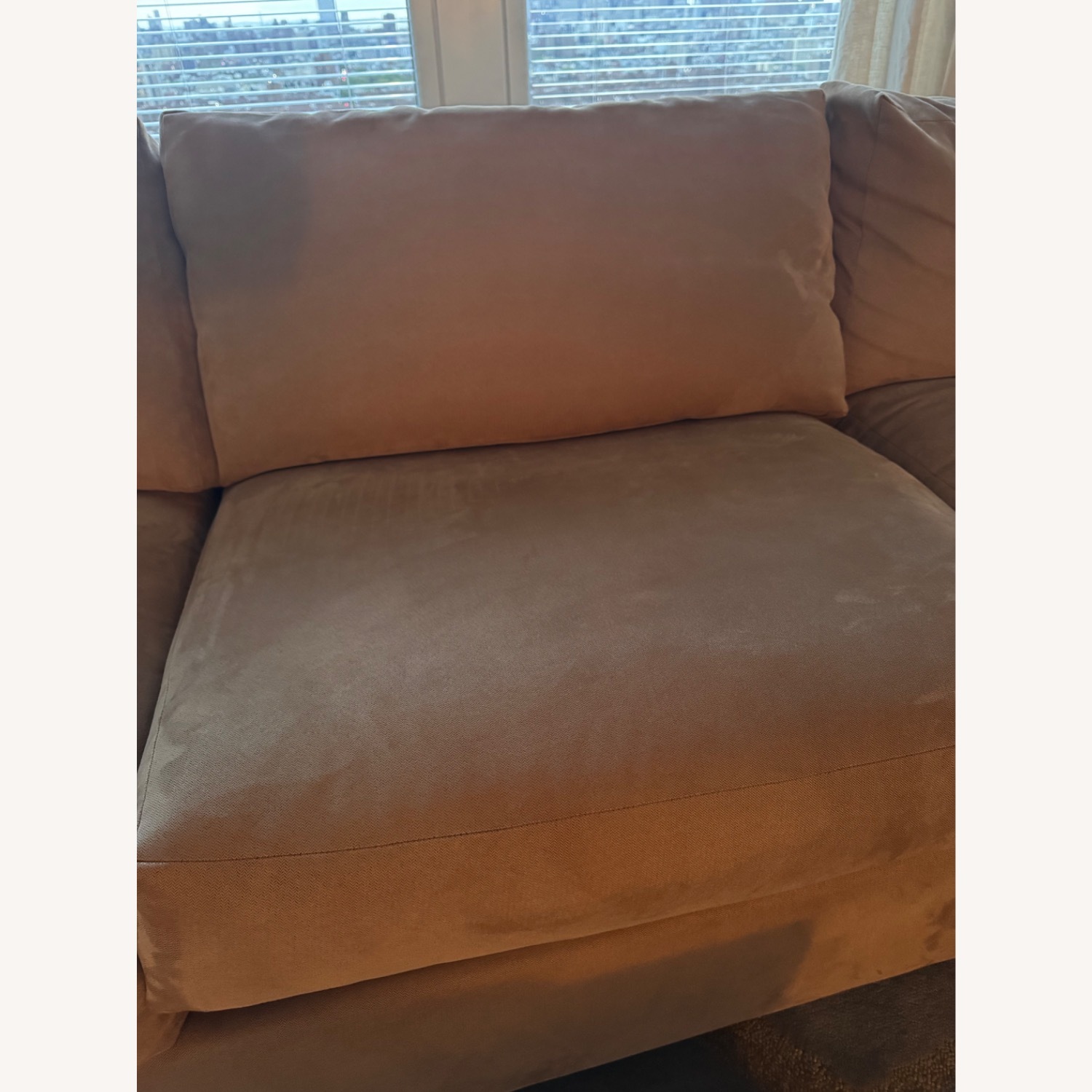 Jensen-Lewis Lido Light Brown 3+ Piece Sectional - image-2