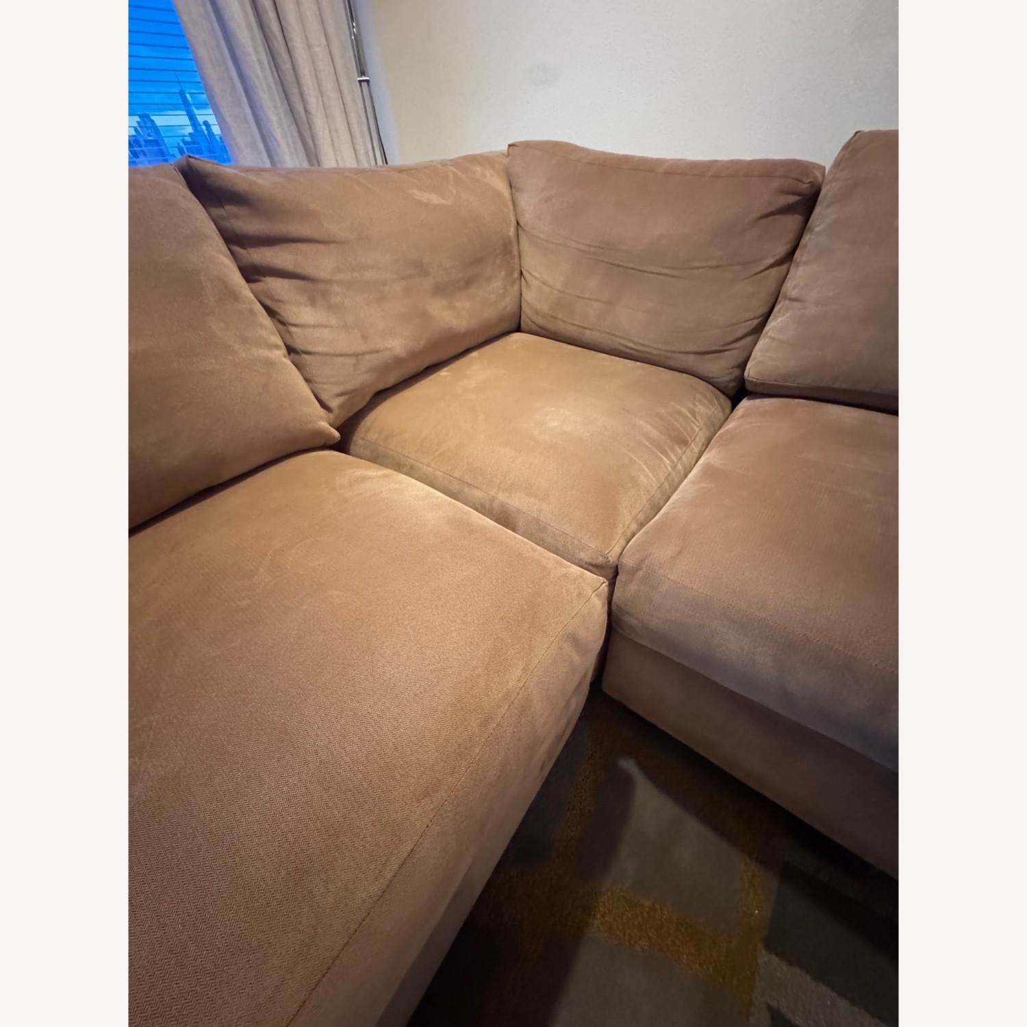 Jensen-Lewis Lido Light Brown 3+ Piece Sectional - image-5