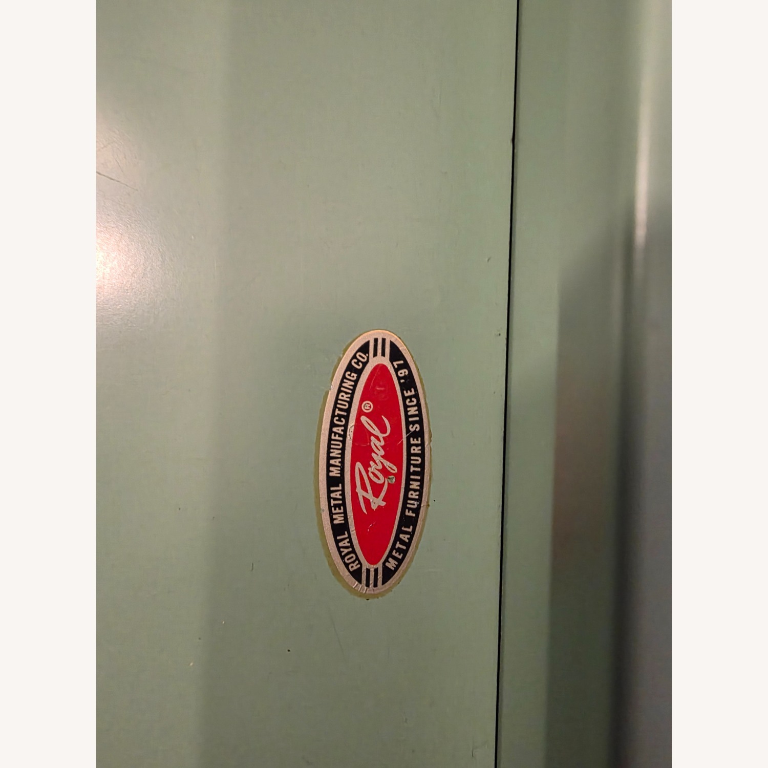 Royal Metal Manufacturing Company Dresser - image-9