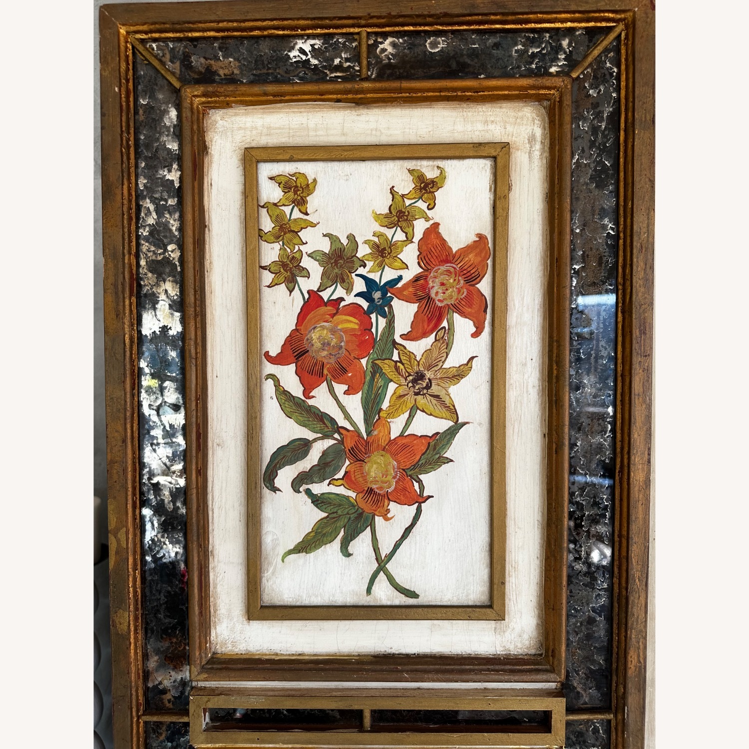 Vintage/Antique Room Divider - image-4