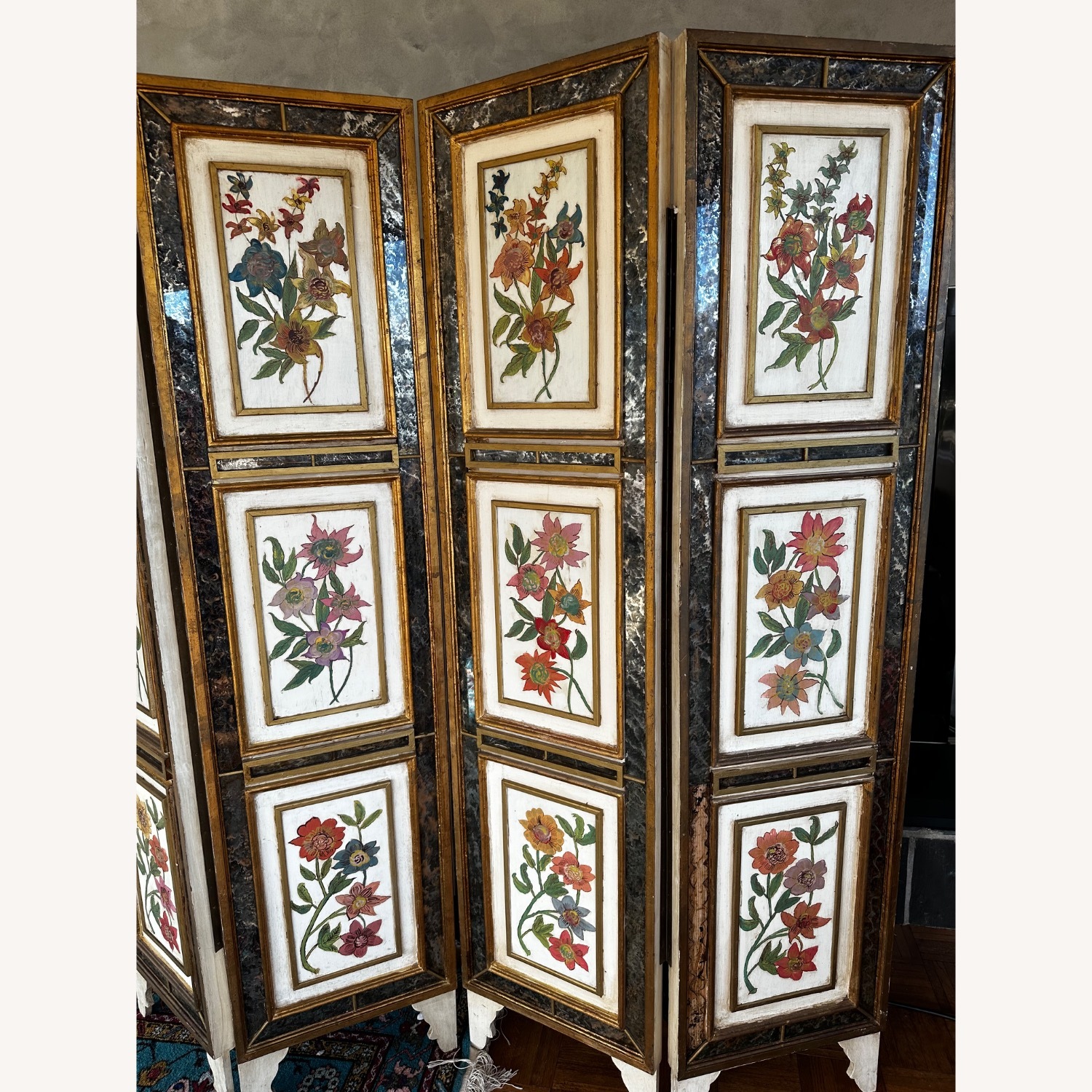 Vintage/Antique Room Divider - image-3