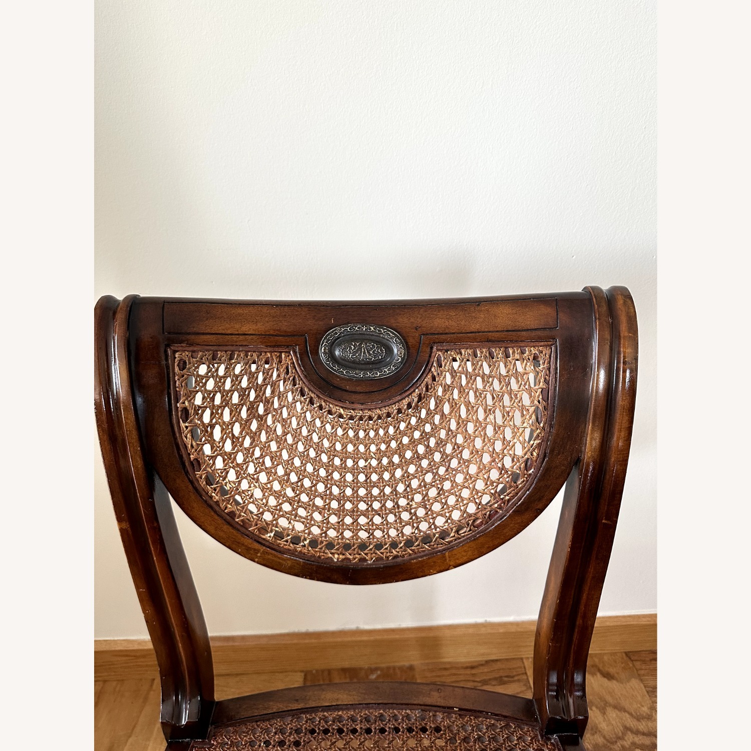 Lady Emily's Favorite Chair - image-5