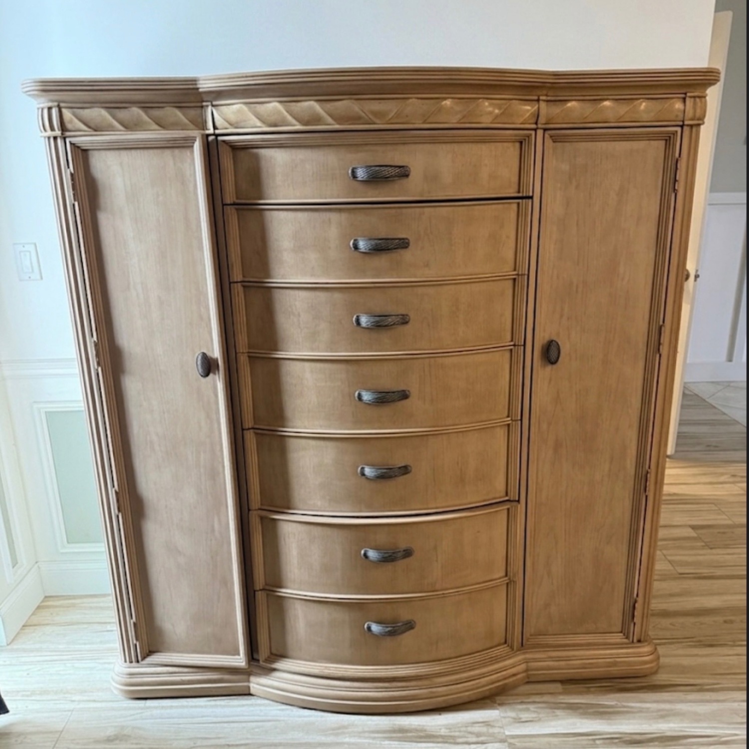 Bernhardt Furniture El Dorado Gold Wood Dresser - image-5