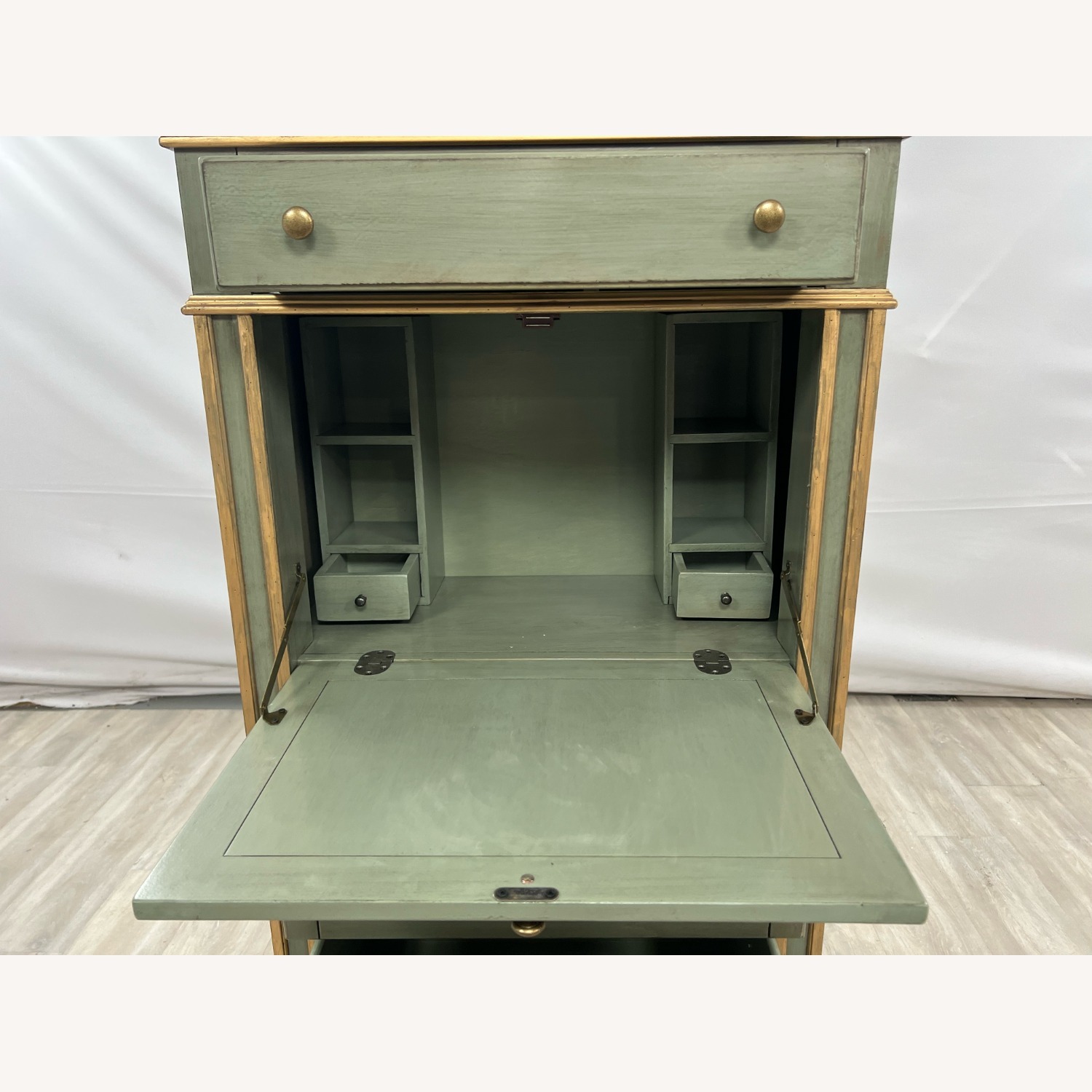 Butler Specialty Company Wordsworth Royal Secretary - image-9