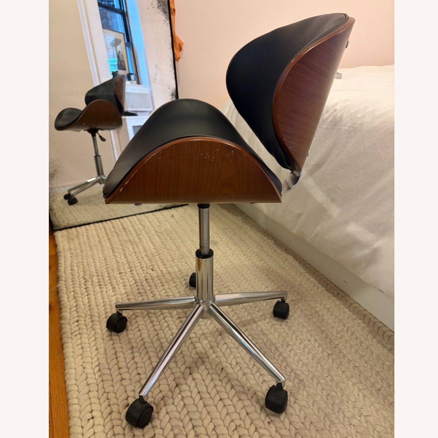 Black Polyurethane Office Chair - image-2