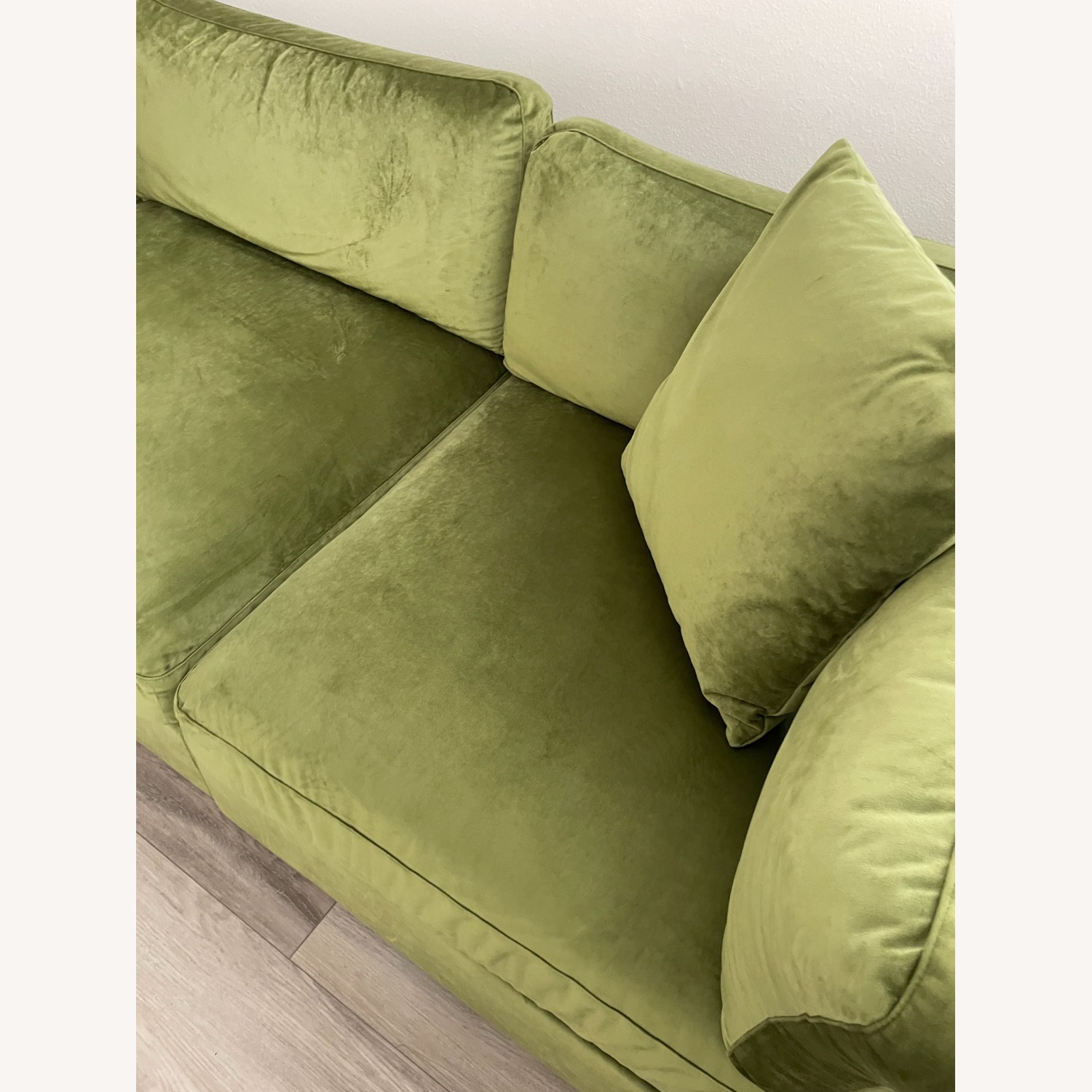 Interior Define Tatum Green Velvet 3+ Seater Sofa - image-4
