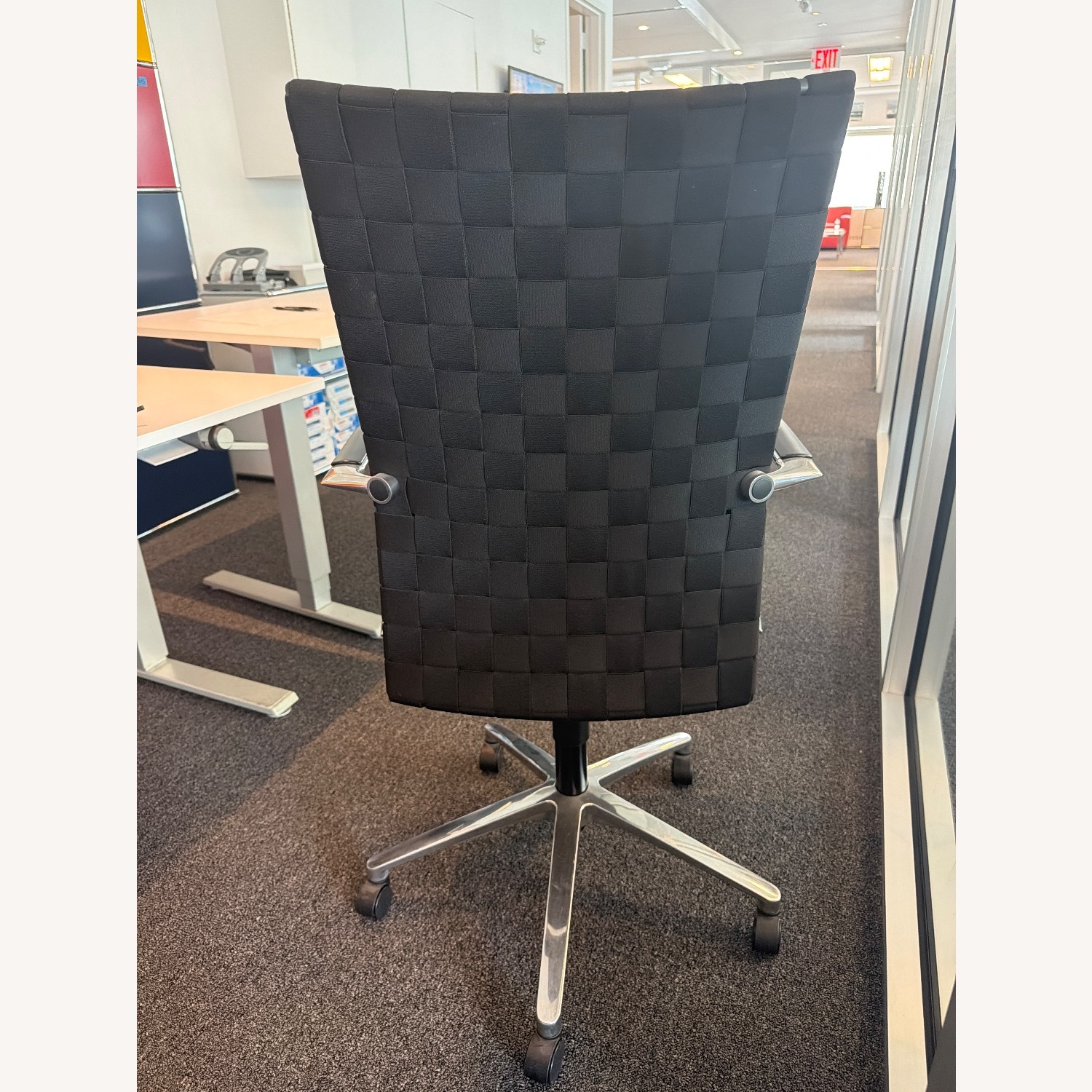 Adjustable Height Office Chair Woven Back  - image-3