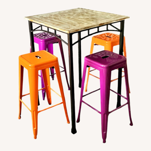 Used Thomasville Furniture Industries Dining Set for sale on AptDeco