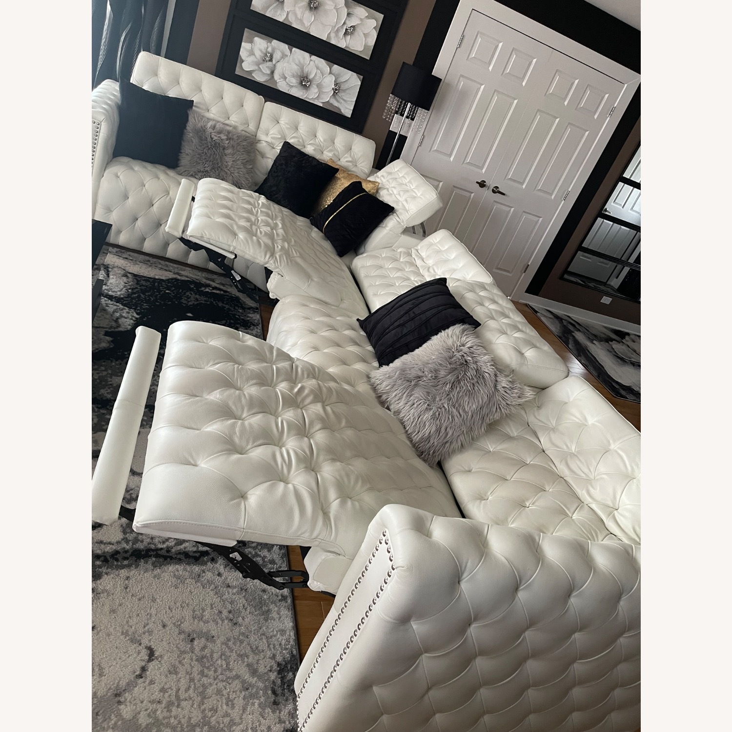 White Leather 3+ Piece Sectional - image-5