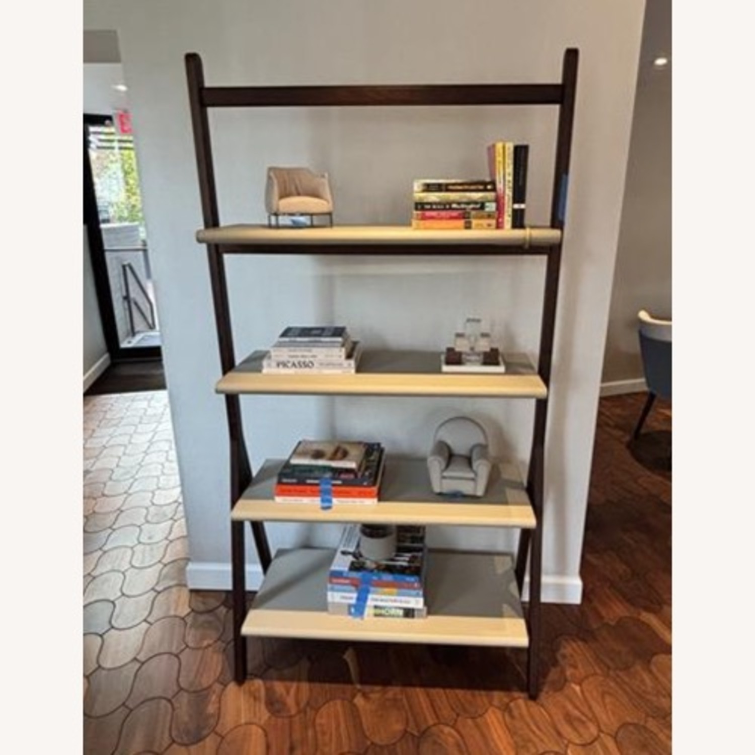 Poltrona Frau Ren bookcase - image-2