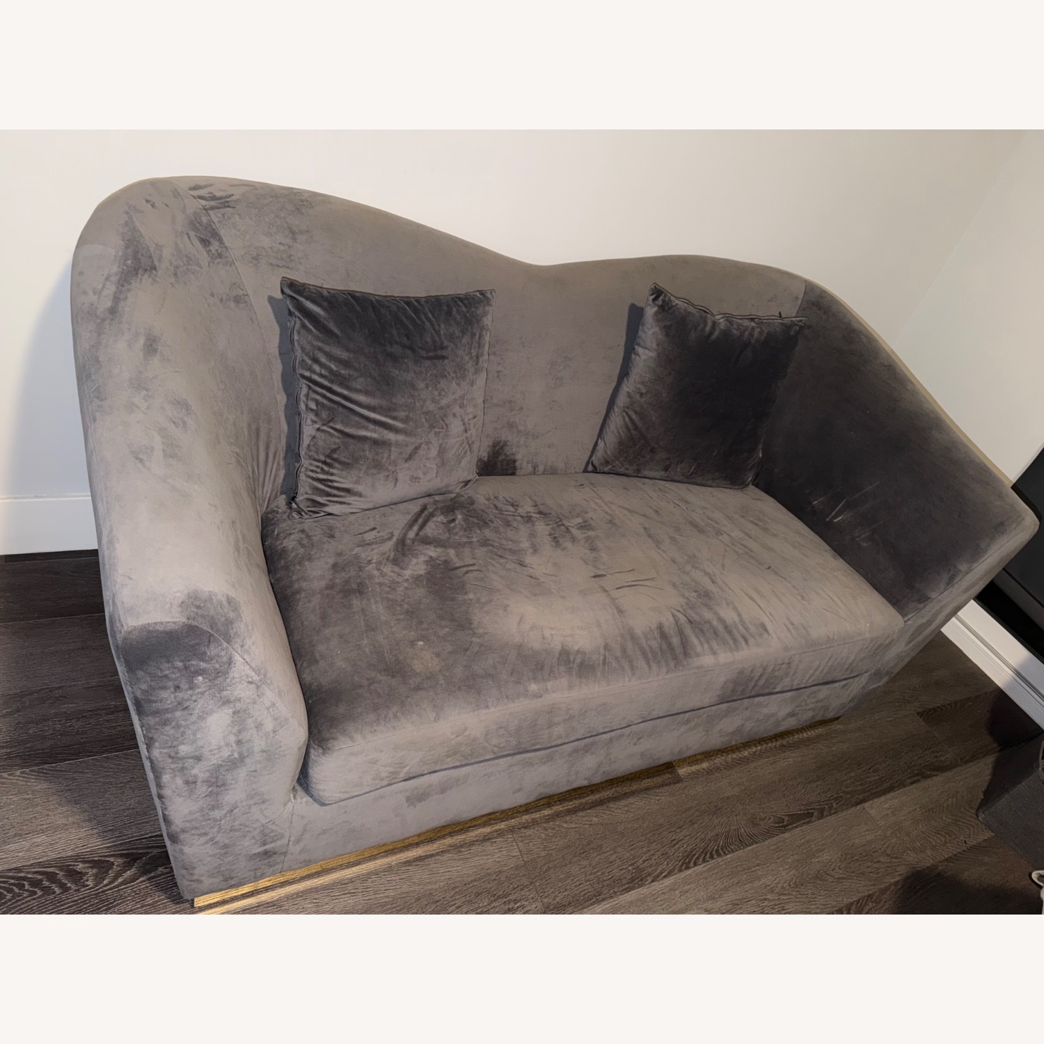 Velvet Loveseat - image-3