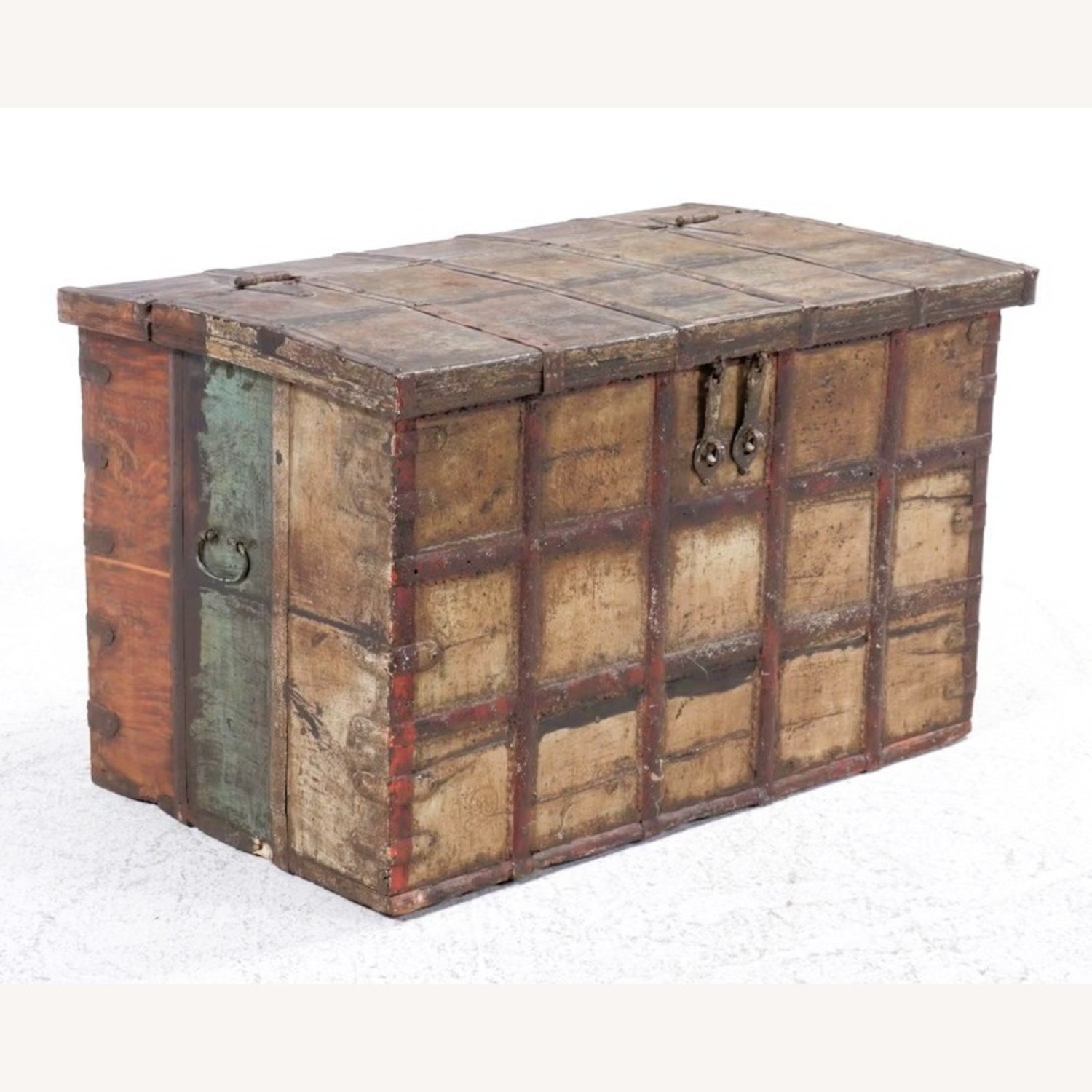 19th c. Indian Wedding Chest / Trunk - image-2