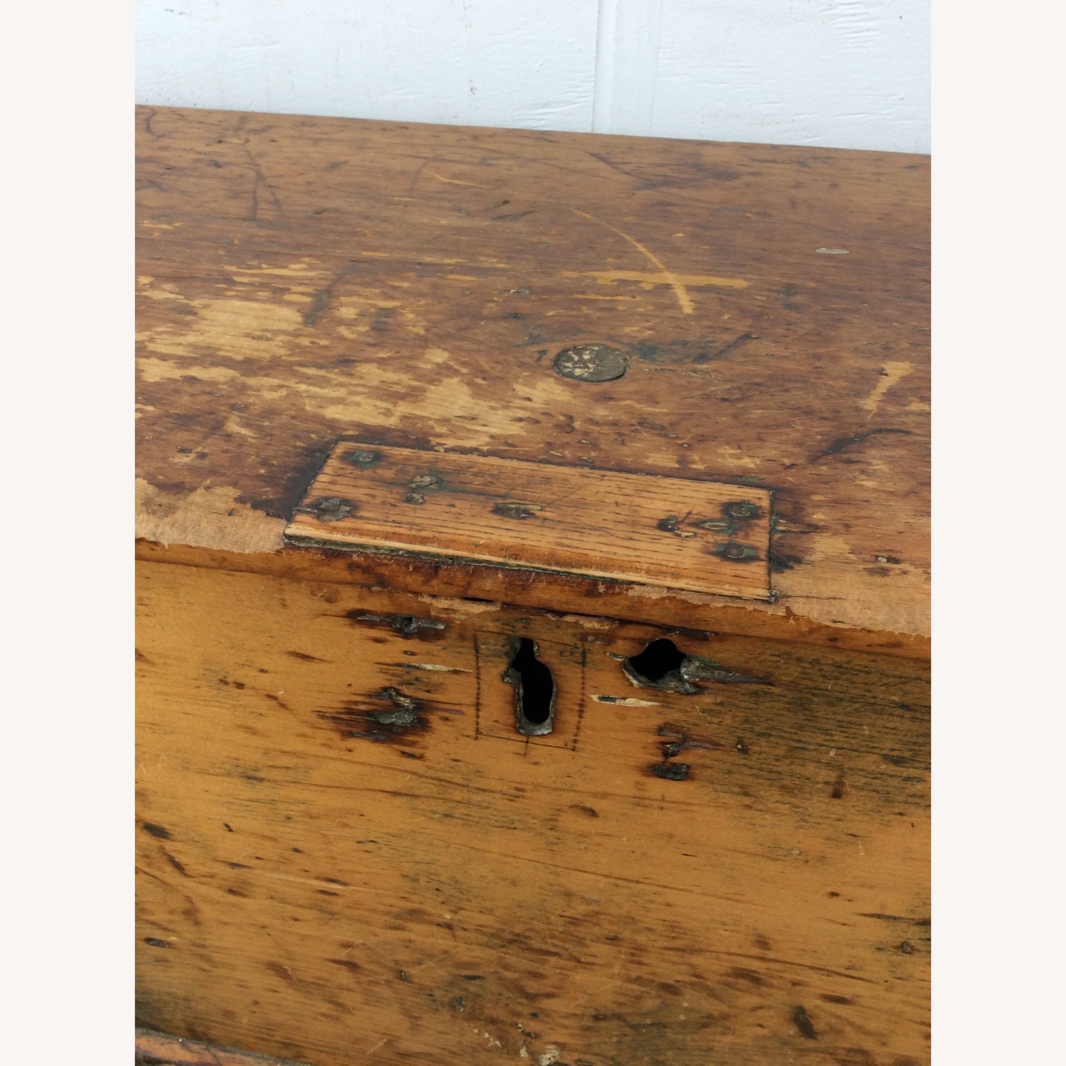 Antique Primitive Trunk with Dovetailed Joinery - image-6