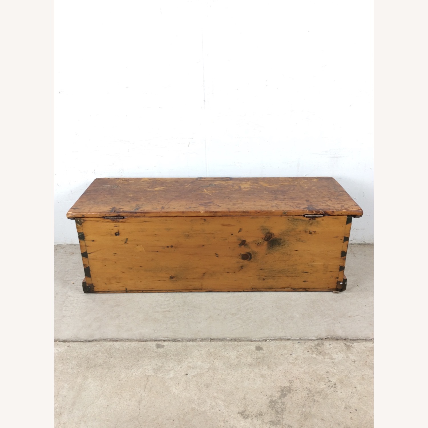 Antique Primitive Trunk with Dovetailed Joinery - image-26