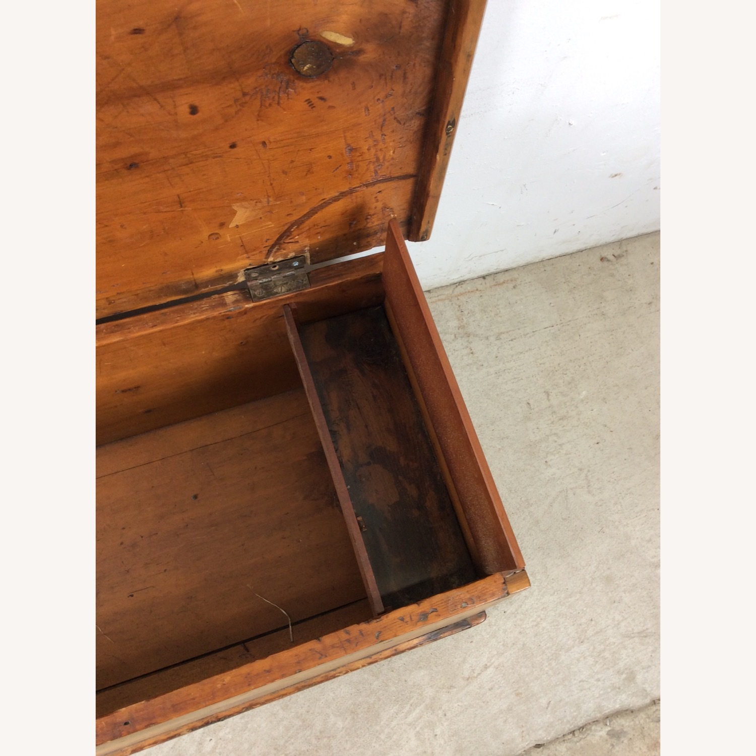 Antique Primitive Trunk with Dovetailed Joinery - image-22