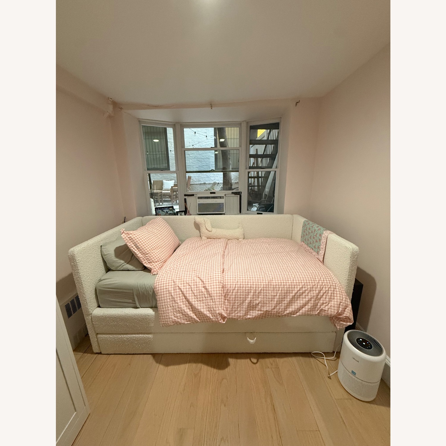 White Boucle Fabric Daybed  - image-3