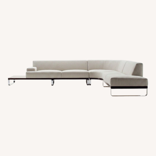 Used Della Robbia Three-pieces Sodeo Sectional for sale on AptDeco