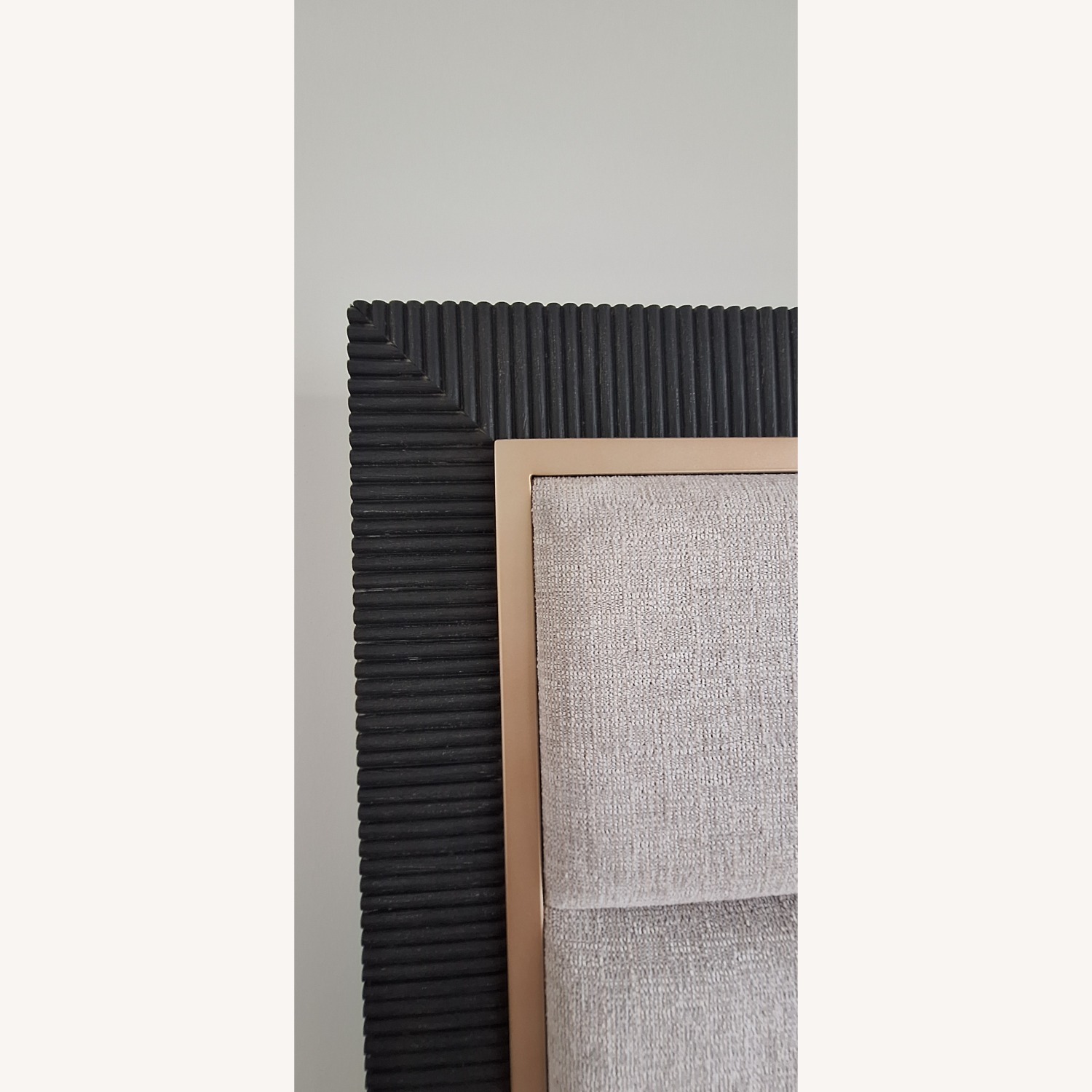 Pulaski Furniture Upholstered Queen Bed   - image-7