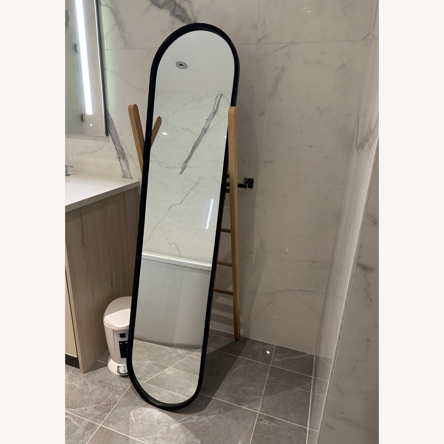 Full-Length Leaning Mirror WHanging Rack  - image-3