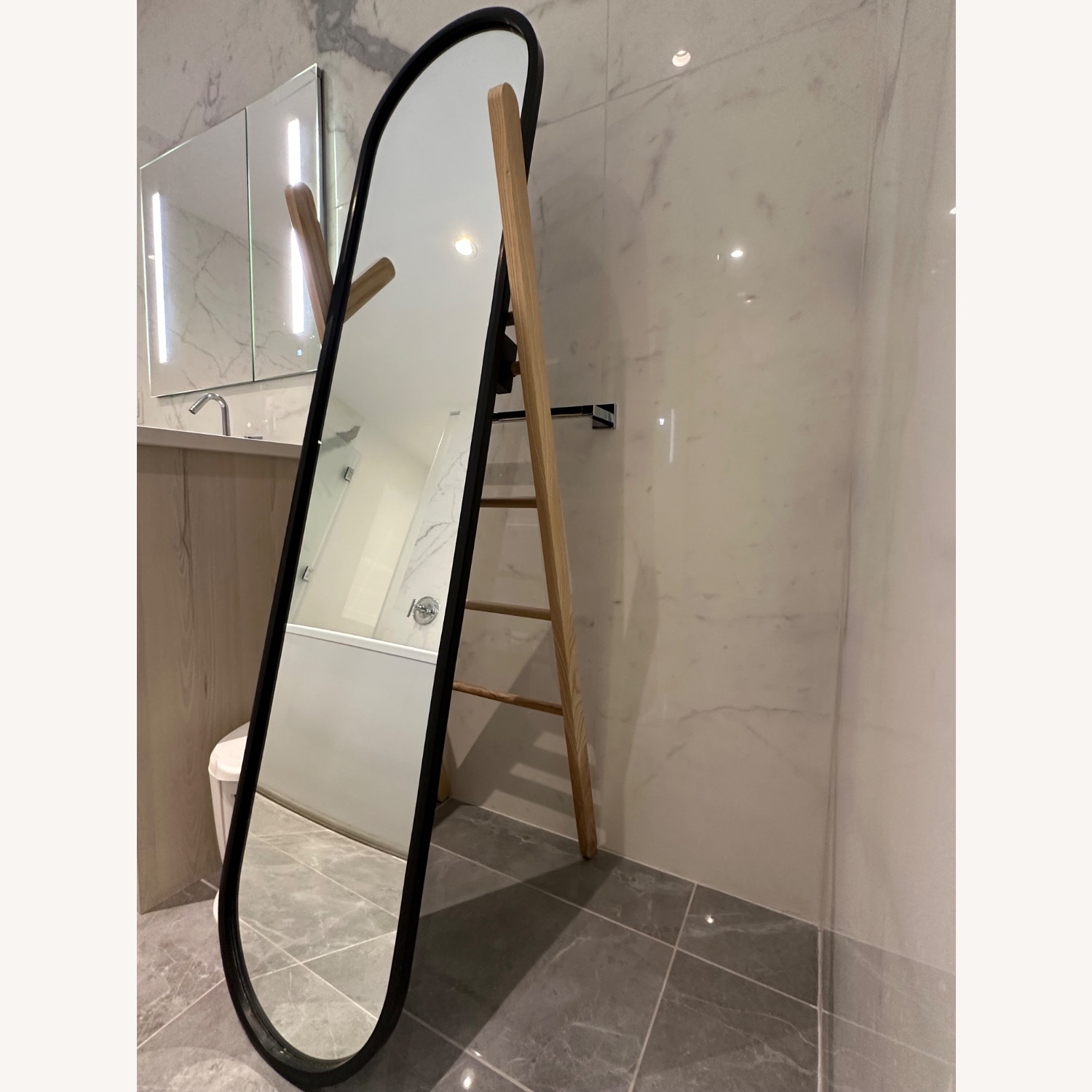 Full-Length Leaning Mirror WHanging Rack  - image-4
